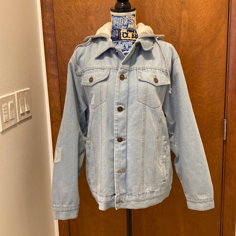 Rue 21  distressed jeans jacket with hoodie size large